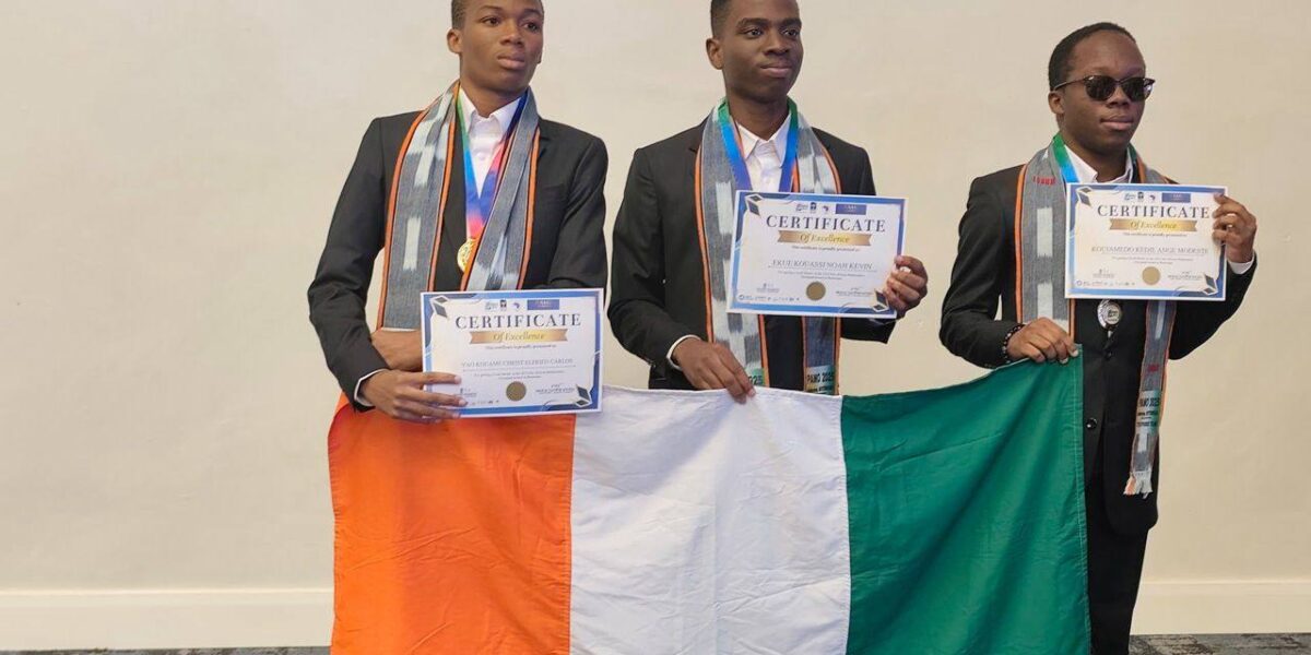 OPAM 2025 Les Éléphants mathématiciens médaillés de bronze